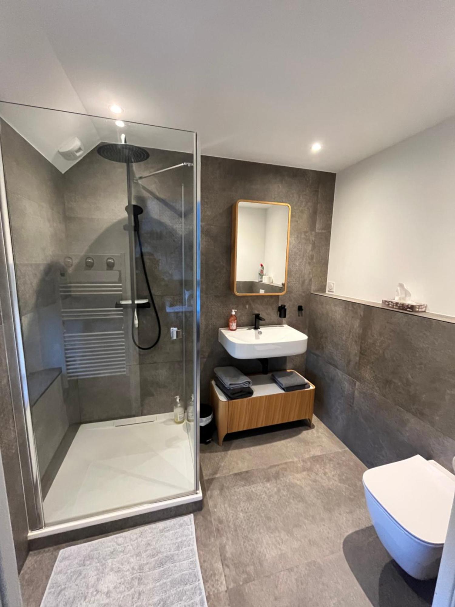 Douceur De Vivre En Bord De Mer - Jacuzzi Et Cheminee سان كولوم المظهر الخارجي الصورة